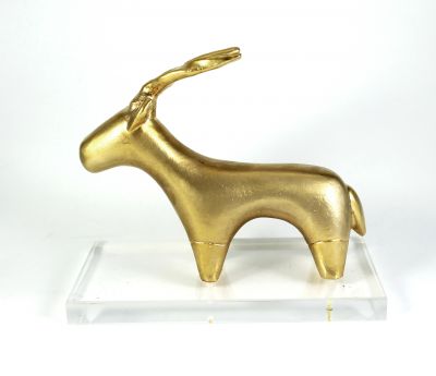 Aegagros figurine from Santorini, 24K gold-plated handmade replica on acrylic base on museummasters.gr.