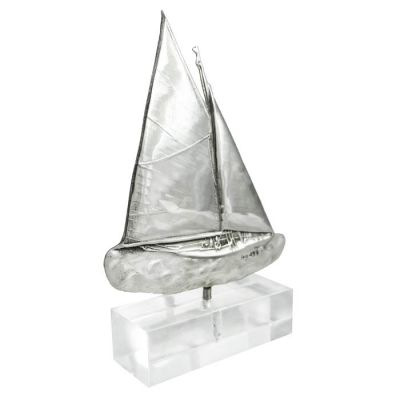 Sailing Yacht, Silver 999°, mounted on acrylic base.