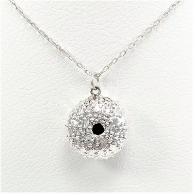 Urchin silver pendant in handmade silver 999° / 925°.